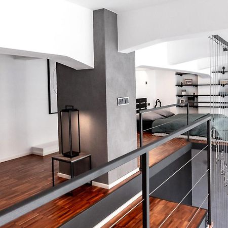 The Factory Loft Prague Apartamento Exterior foto